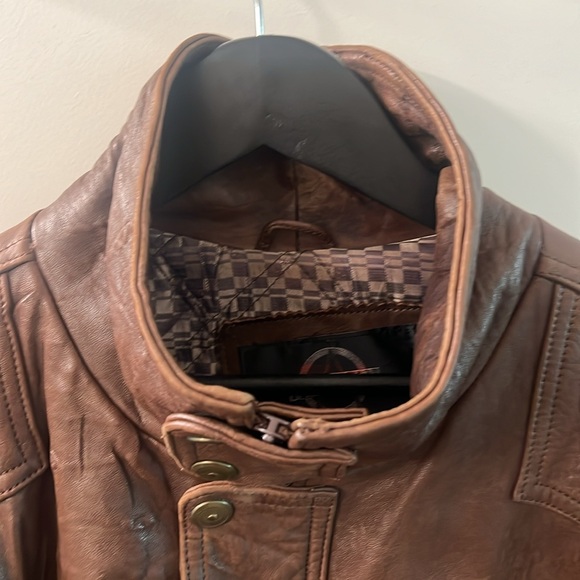Vintage American Outerwear Leather Jacket - Picture 2 of 16